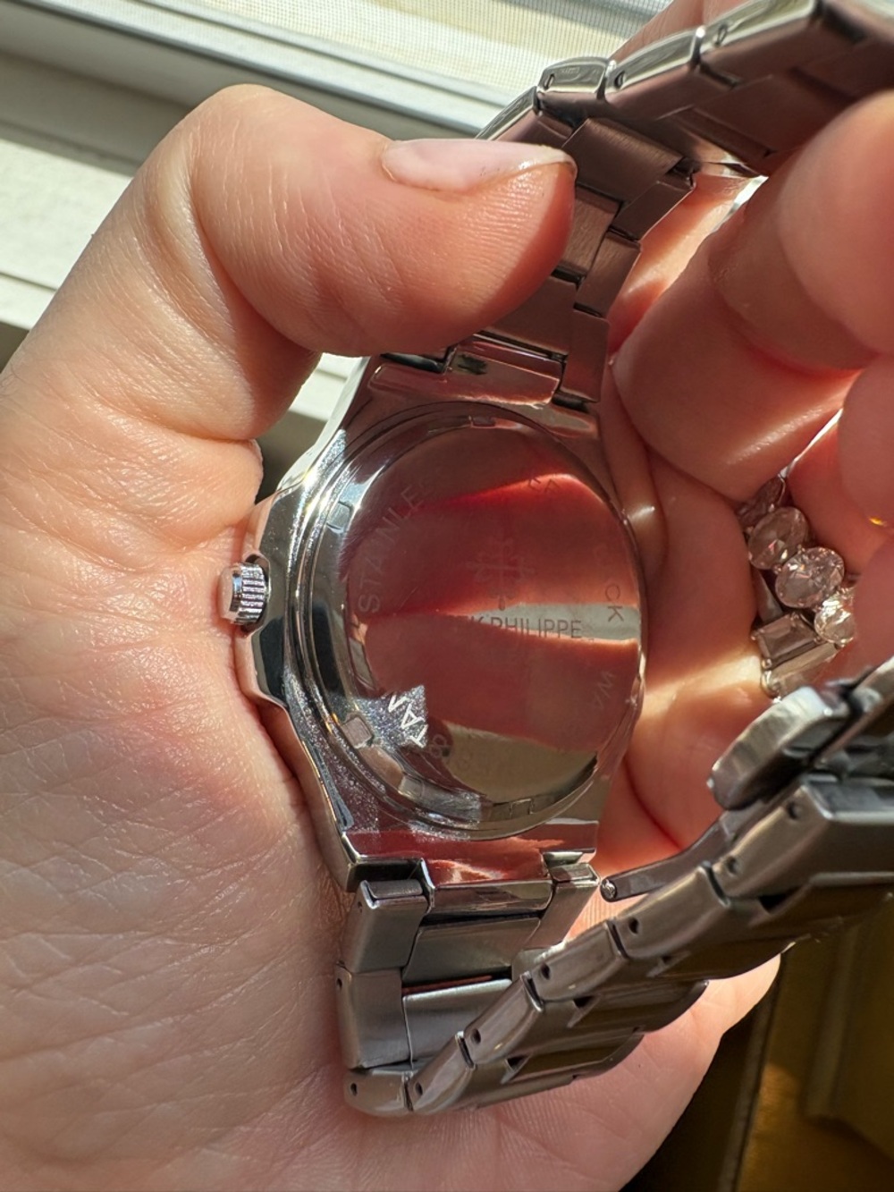 Designer watch works well! - Picture 3 of 6